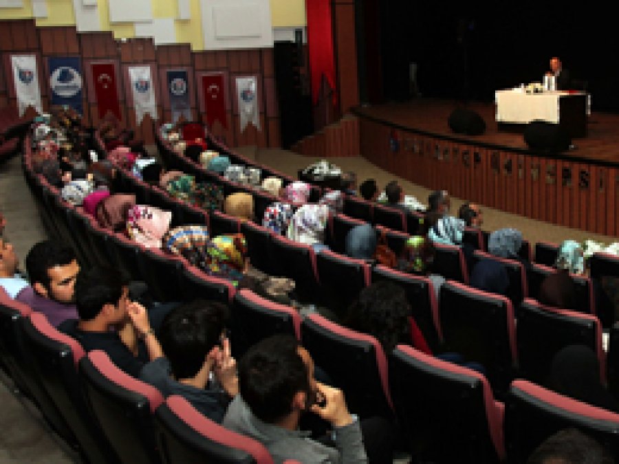 ‘21.Yüzyılda Türkiye ve İslam’ konferansı