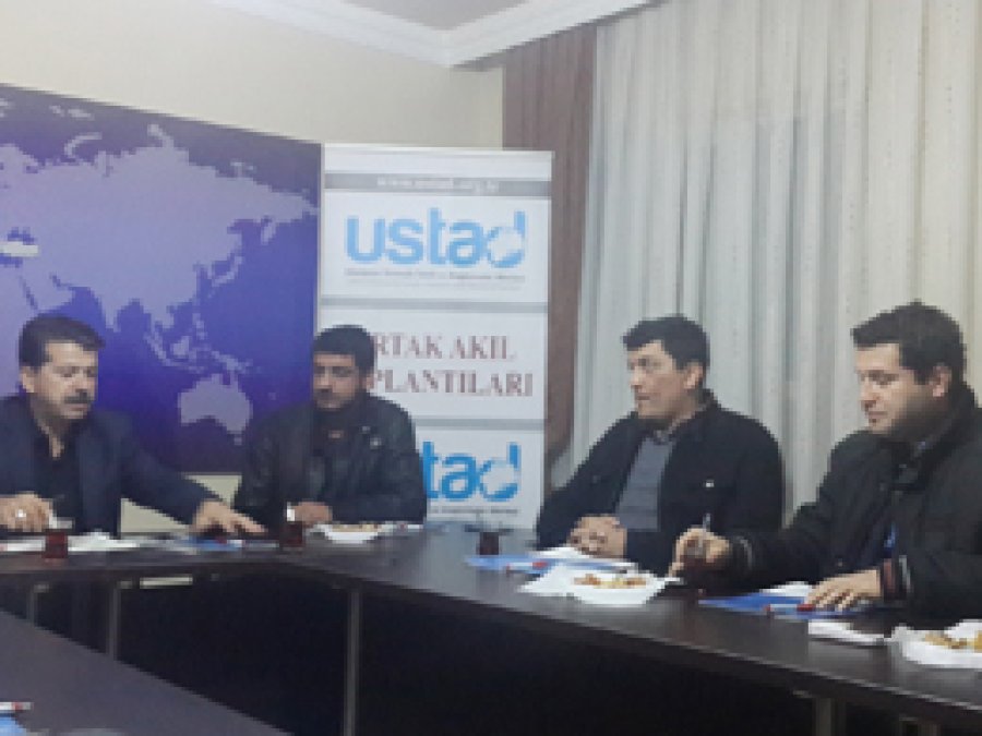 USTAD'da “Seçim ve Huzur” konuşuldu