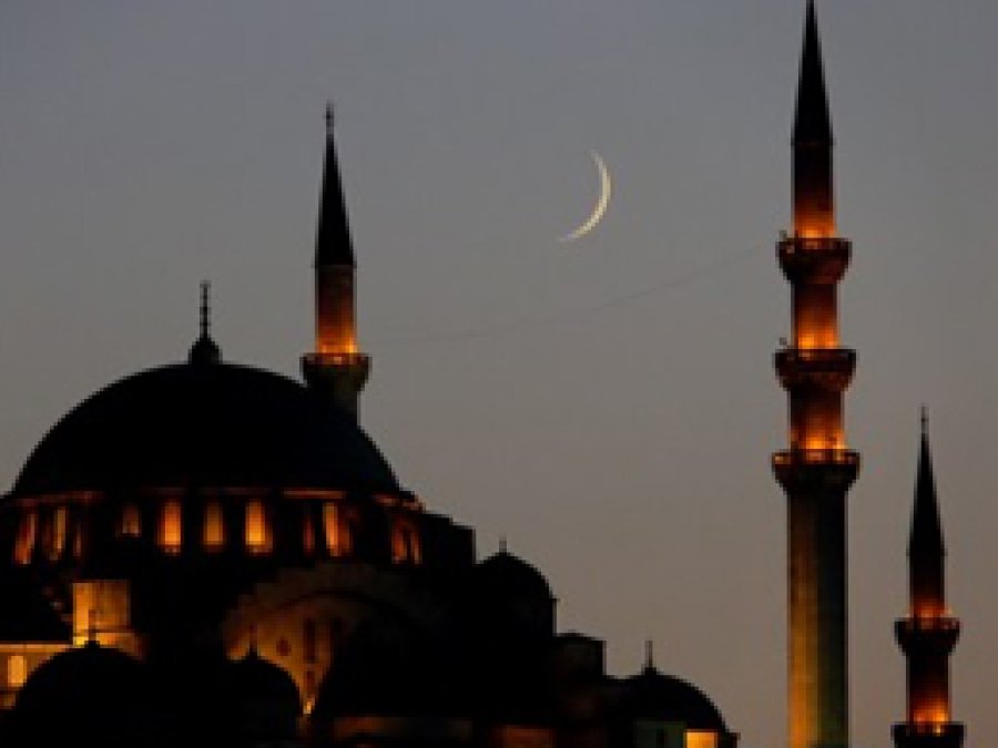"Üç aylar" yarın başlıyor
