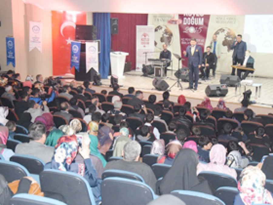 Antep’te gençlik Kutlu Doğum'da buluştu