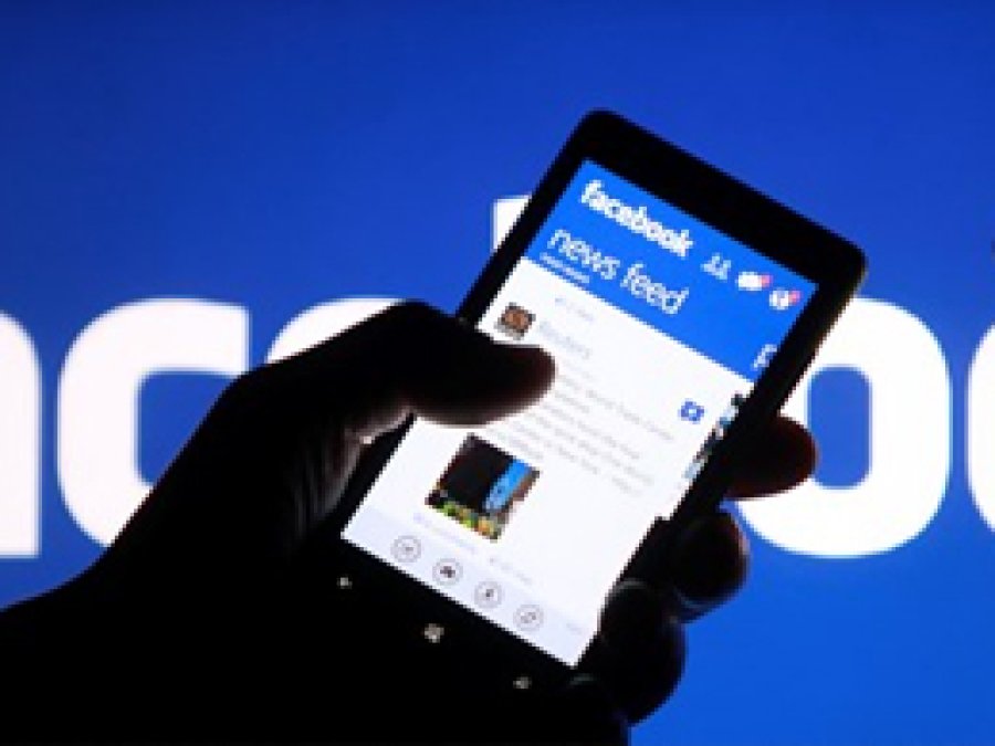 Facebook haber özelliği kullanımda