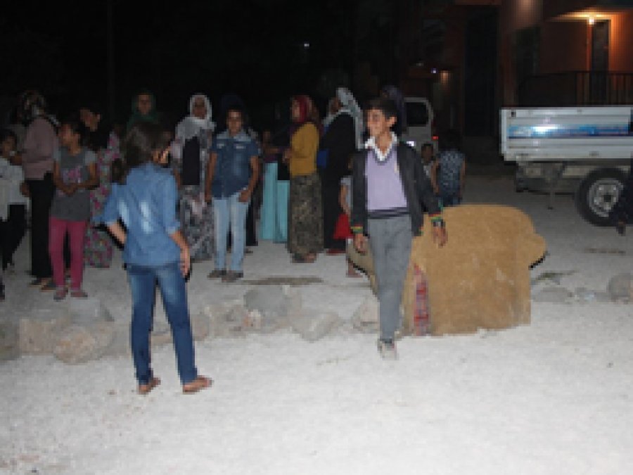 Nusaybin'de mahalle sakinlerinden belediyeye tepki