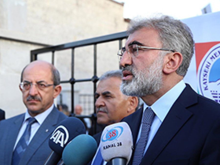 Bakan Yıldız: Patlama trafo kaynaklı değil
