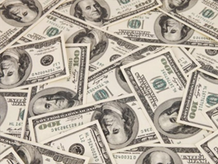 Seçim sonuçları doları uçurdu