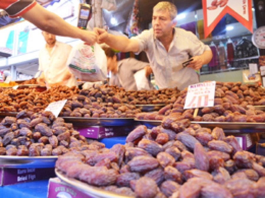 Ramazan yine bereketiyle geldi