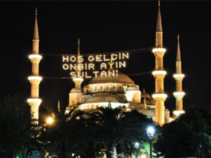'Sağlıklı bir oruç için mutlaka sahura kalkın'