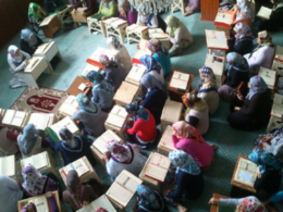 Adana’da mukabele programlarına büyük ilgi