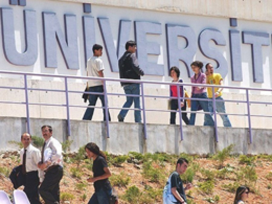 Üniversitelere tercih başvuru süresi uzatıldı
