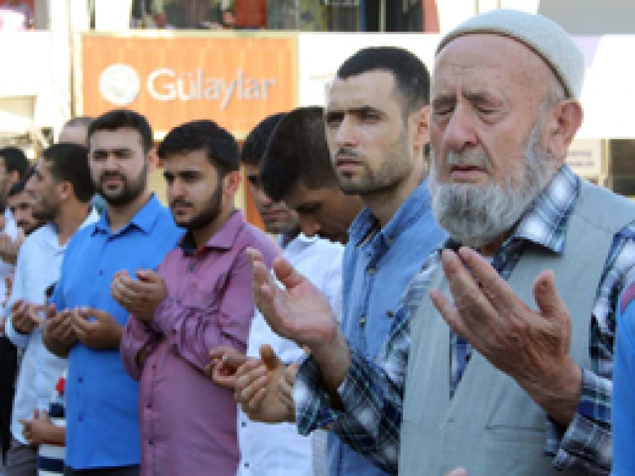 Peygamber Sevdalıları Mersin’de bayramlaştı