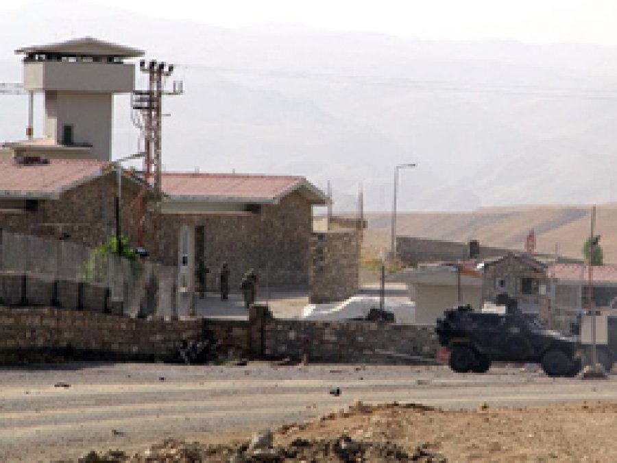 PKK intihar saldırısı düzenledi: 1 ölü 4 yaralı