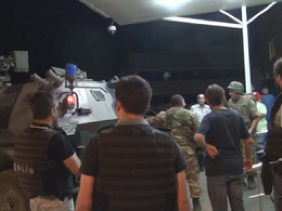 Köye saldıran PKK'lilerden 2’si yakalandı