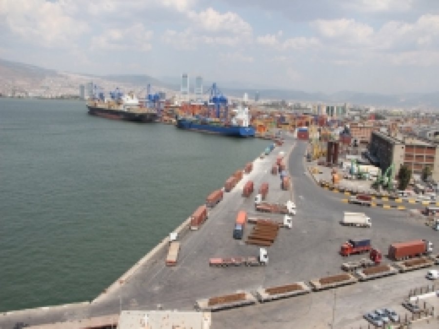 İhracat ve ithalat arttı