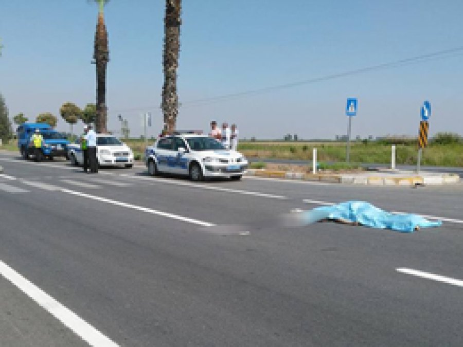 Tarsus'ta kamyonet ile motosiklet çarpıştı: 1 ölü
