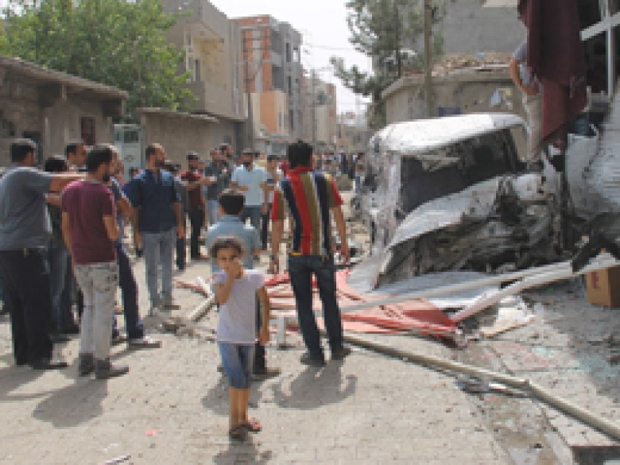 Cizre'deki çatışmalarda en büyük zararı halk gördü