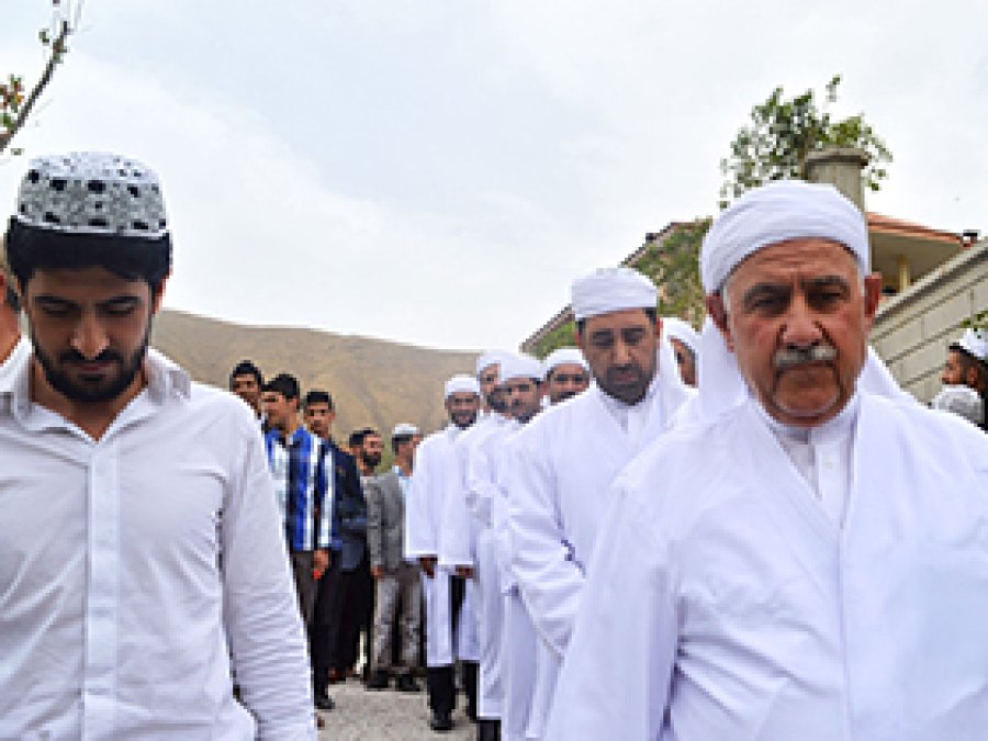 Bitlis'te 15 âlim törenle icazetlerini aldı