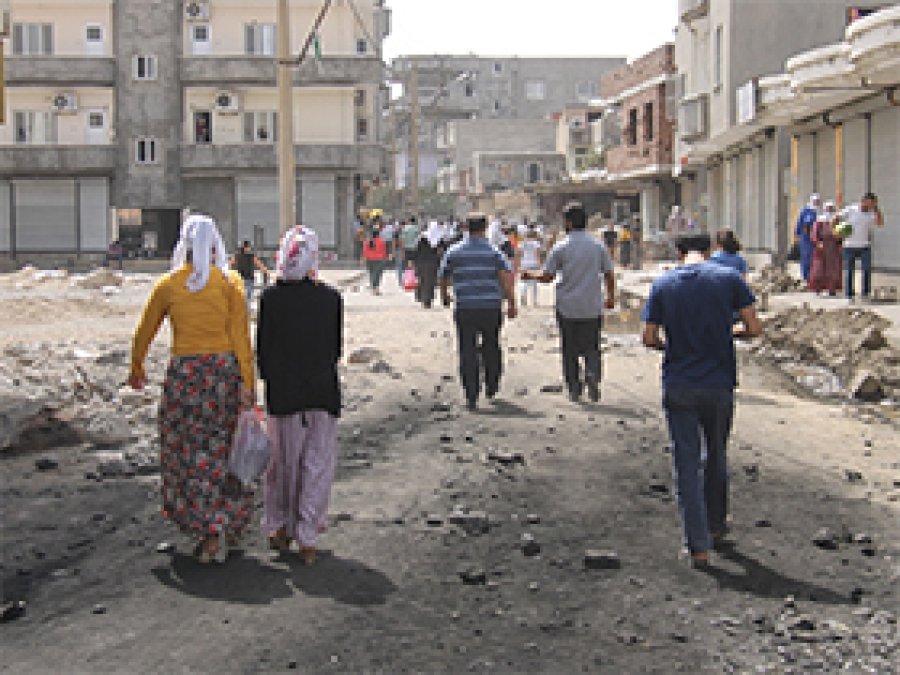 Yasaktan önce Cizre halkı evlerini terk etti