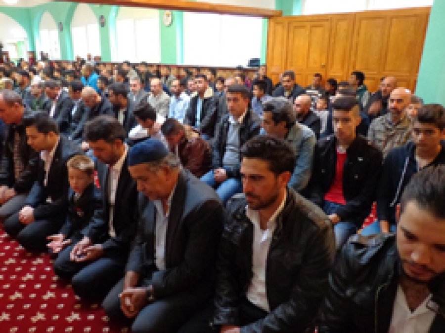 Almanya’nın Wiesbaden kentinde bayram coşkusu