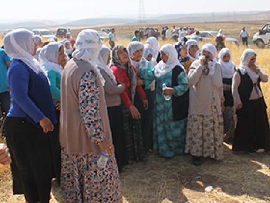 PKK'nın katlettiği küçük Elif defnedildi
