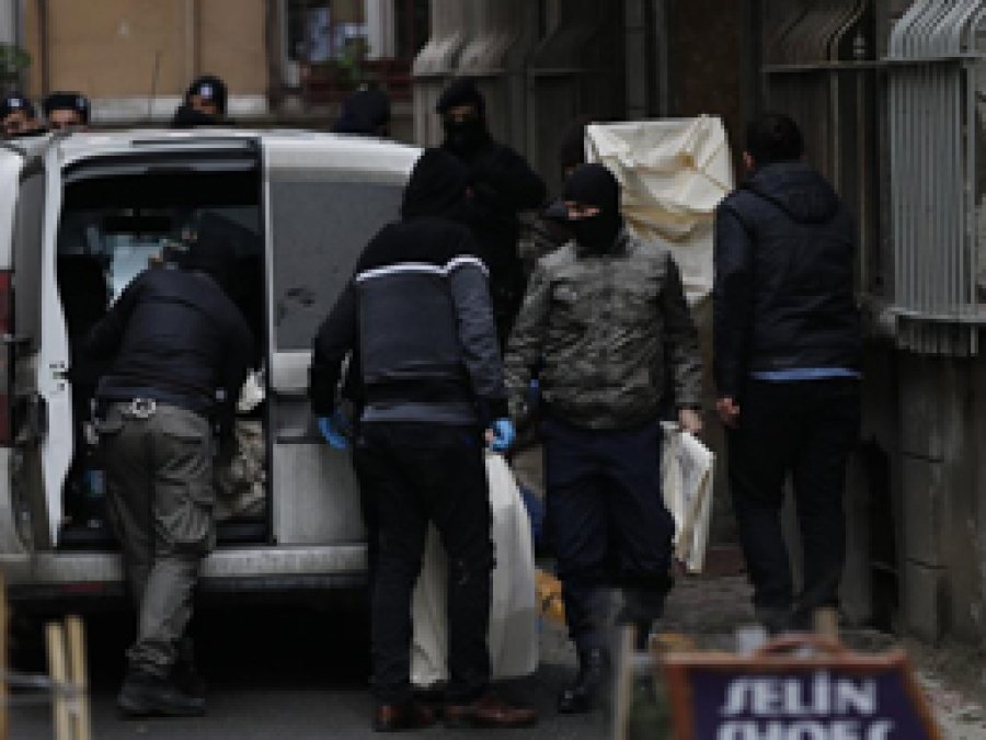 HDP Beyoğlu İlçe Başkanlığı'nda arama