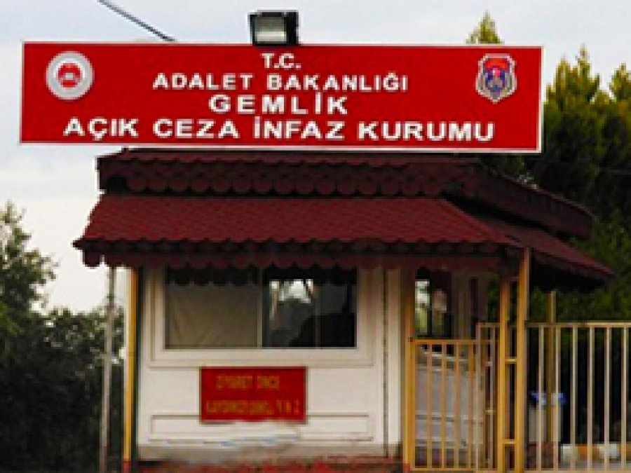 Gemlik Cezaevinde sakal yasağı kaldırıldı