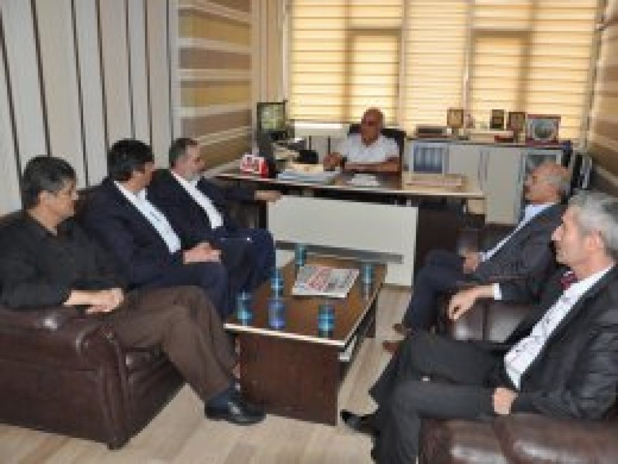 FETÖ mağduru ailelerin ziyaretleri sürüyor