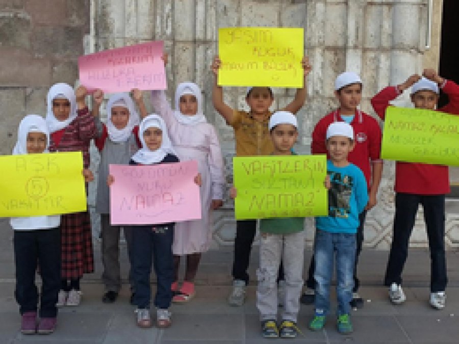 Aksaray’da ‘Gözümün Nuru Namaz’ etkinliği