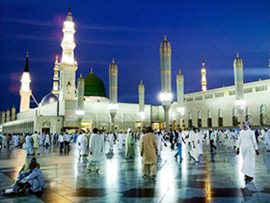 Suudi Arabistan'dan Umre'ye ek vergi