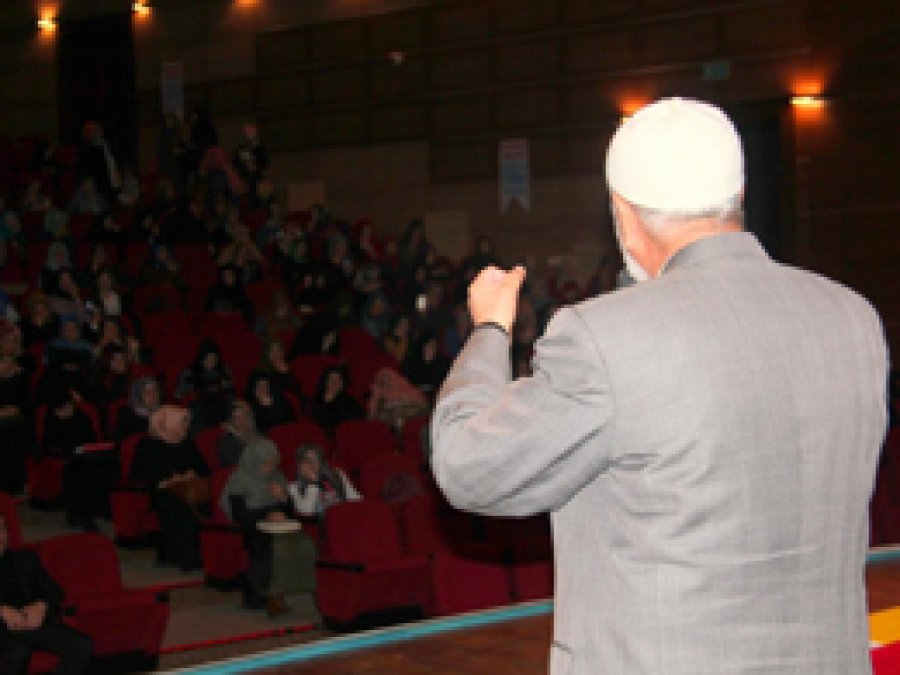 'Diyarbakır Hz. Ömer ile hidayete kavuşmuştur'