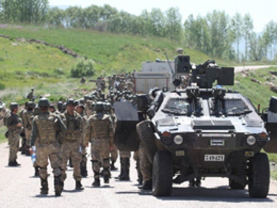 Çatışmada yaralanan 2 asker hayatını kaybetti