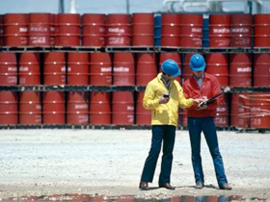 Amerika'da petrol stokları rekor seviyede