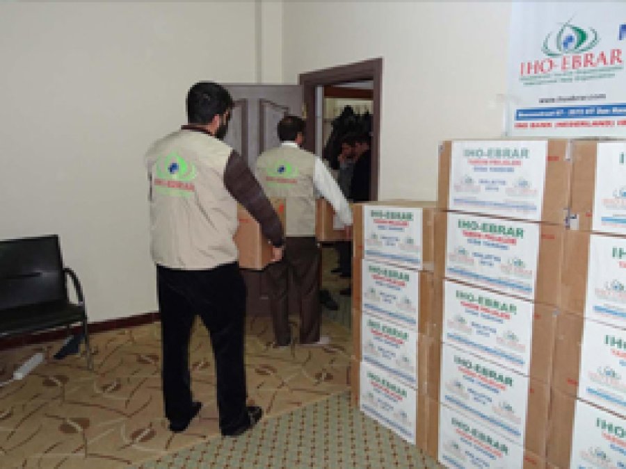 İHO Ebrar'dan Malatyalı muhtaçlara yardım