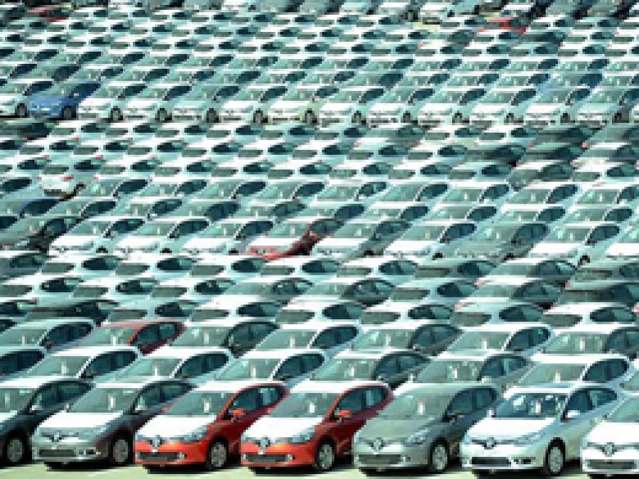 Otomotiv sektörü İran'da yükselişe geçti
