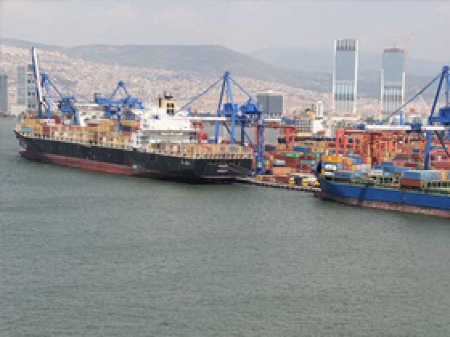 Nisan'da ihracat % 2.8 azaldı