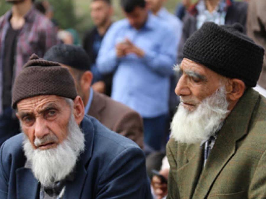 Yaşlı nüfusun yüzde 17'si yalnız yaşıyor