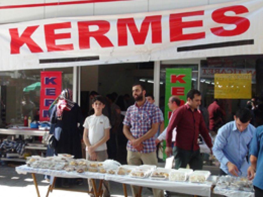 Şura Der’den ihtiyaç sahipleri yararına kermes