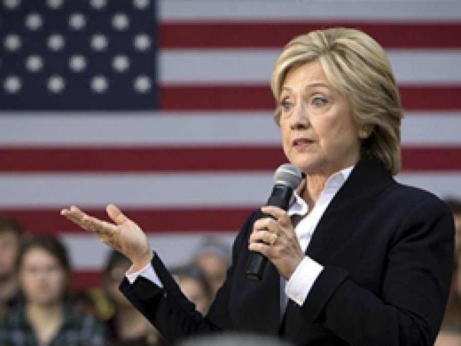 Hillary Clinton başkan adaylığını garantiledi