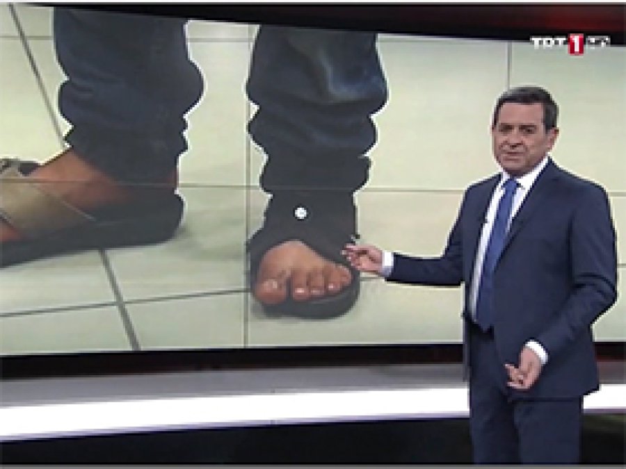 Avrupa Yetim Der TRT spikerini duygulandırdı