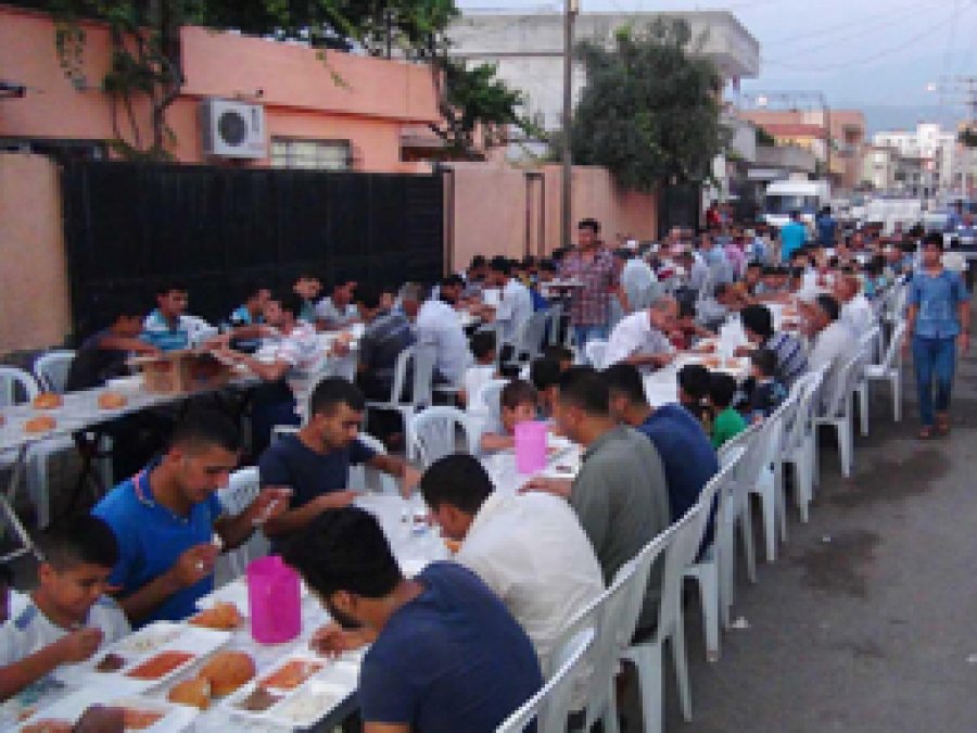 Osmaniye HÜDA PAR ’dan halka iftar yemeği