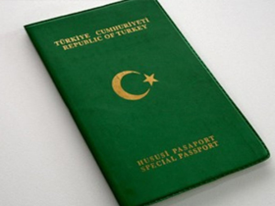 İşadamlarına yeşil pasaport verilecek