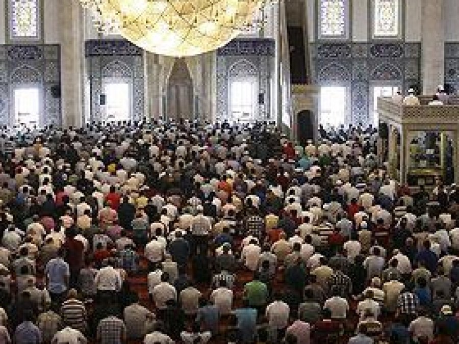 Ramazan Bayramı için iki ayrı tarih