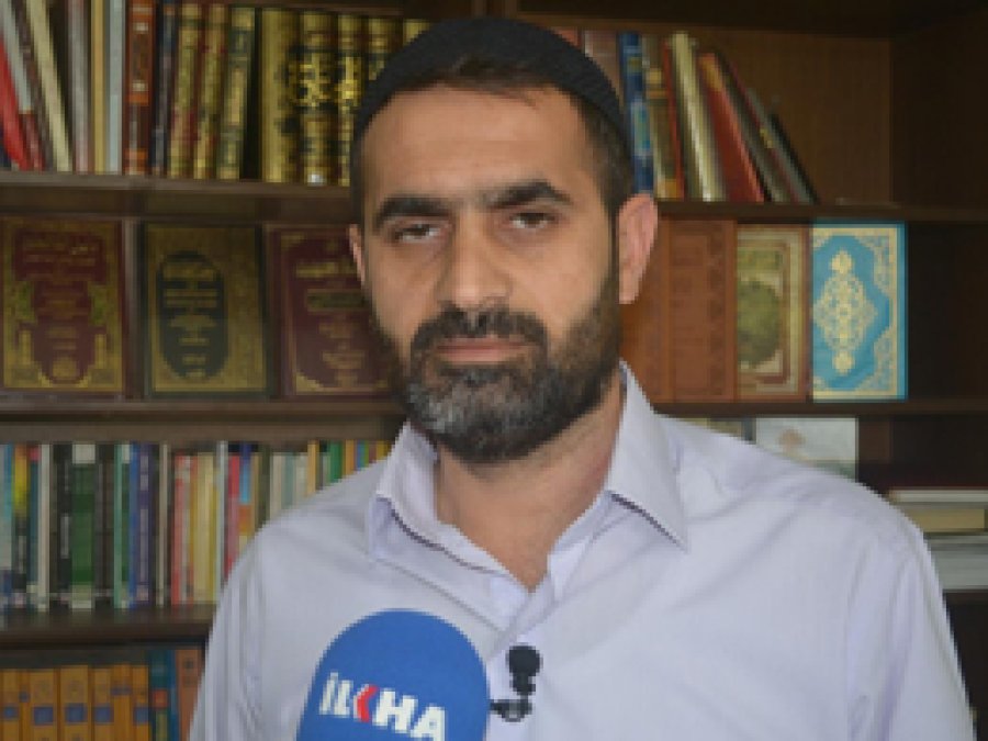 Camide Kur'an dersi verenlere FETÖ kumpası