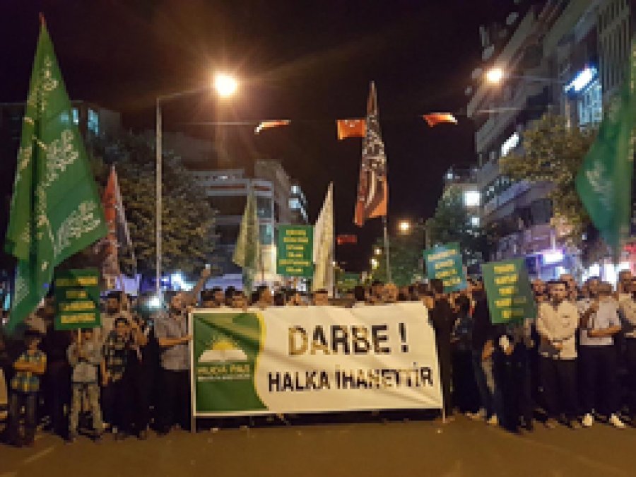 'FETÖ ve Ergenekon'un mağdurlarını görün'