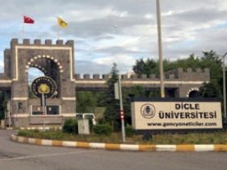 Dicle Üniversitesi’nde 138 kişi açığa alındı