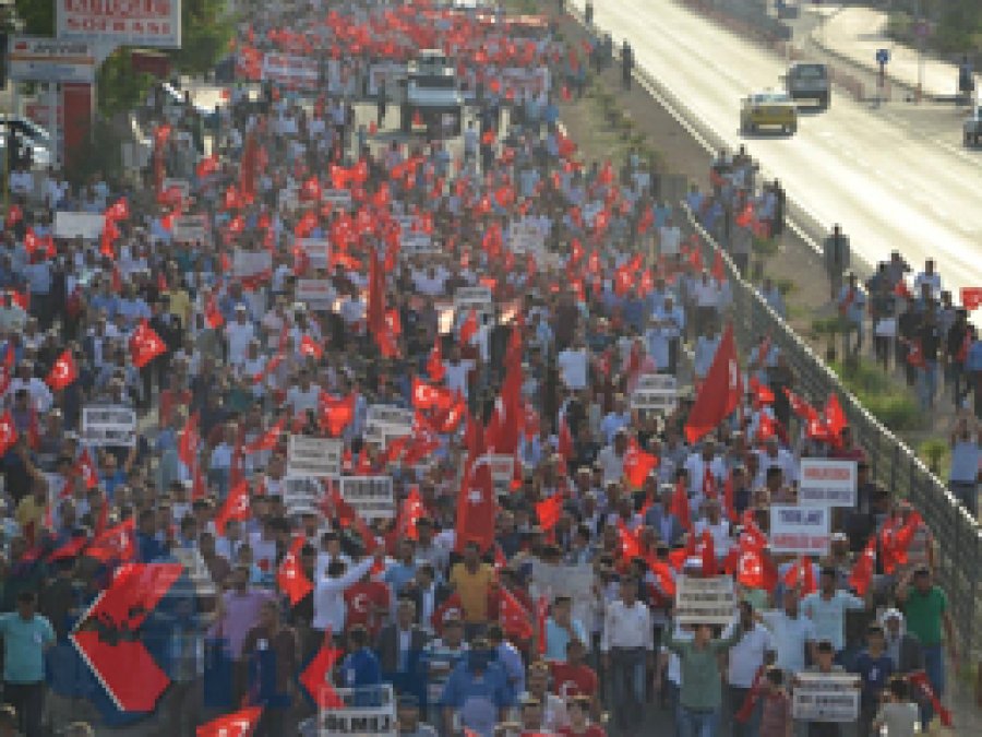 Viranşehir'de PKK'ye lanet yağdı
