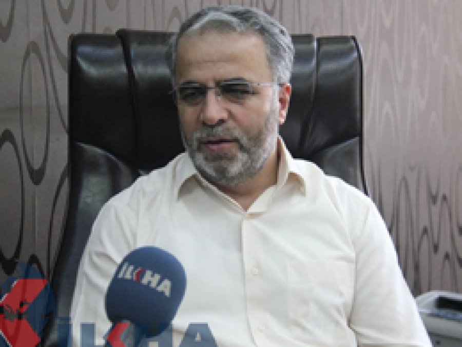 'Kur’an tutması gereken eller silah tutabiliyor'