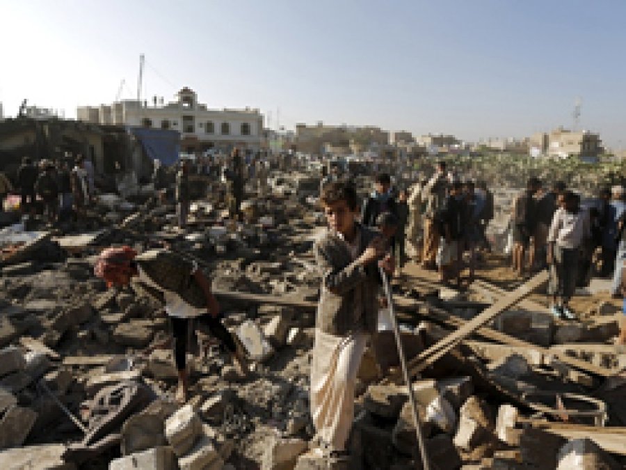 Suud Yemen'e saldırdı, sivil ölümler arttı