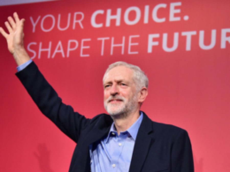 İngiliz İşçi Partisi başkanı yine Jeremy Corbyn