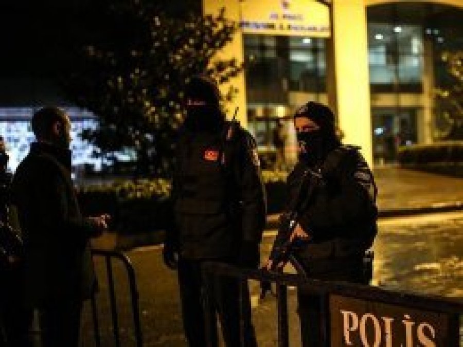 AK Parti'ye saldıran DHKP-C'li öldürüldü