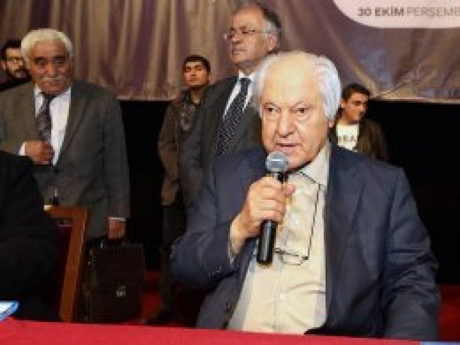 Nuri Pakdil: Yaşasın Şeriat