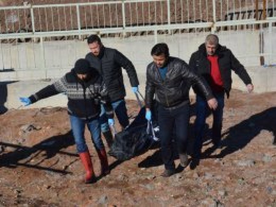 Su kanalında erkek cesedi bulundu